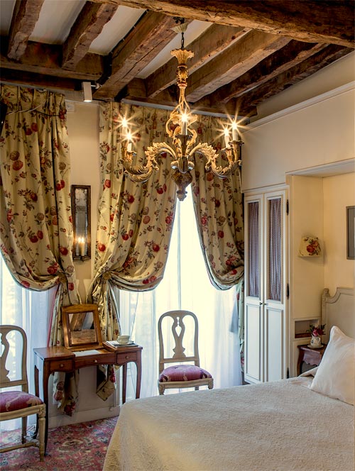 chambre caron de beaumarchais